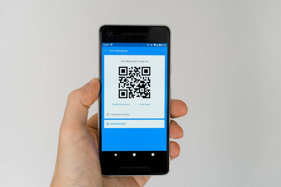 Как прочитать QR-код с фотографии